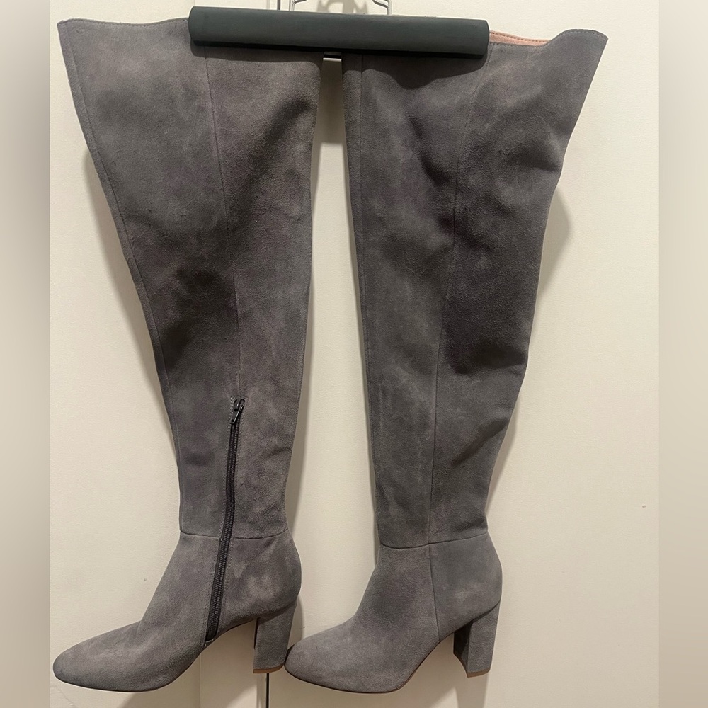 Charles by Charles David over the Knee Suede Boots in Gray Size 6